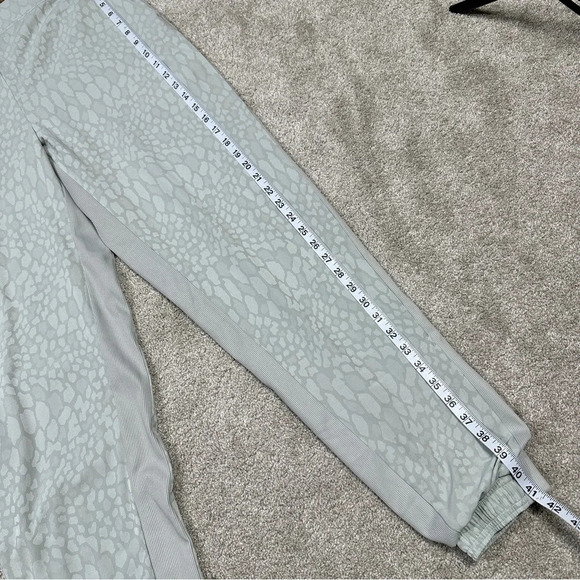 Athleta Brooklyn Lined Textured Jogger Pants Lined Serpentine Coast Grey Size 14 - Picture 16 of 16